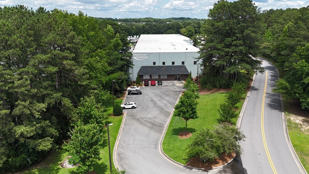 7295-7403 Graham Rd, Fairburn, GA à louer - Photo du bâtiment - Image 3 de 14