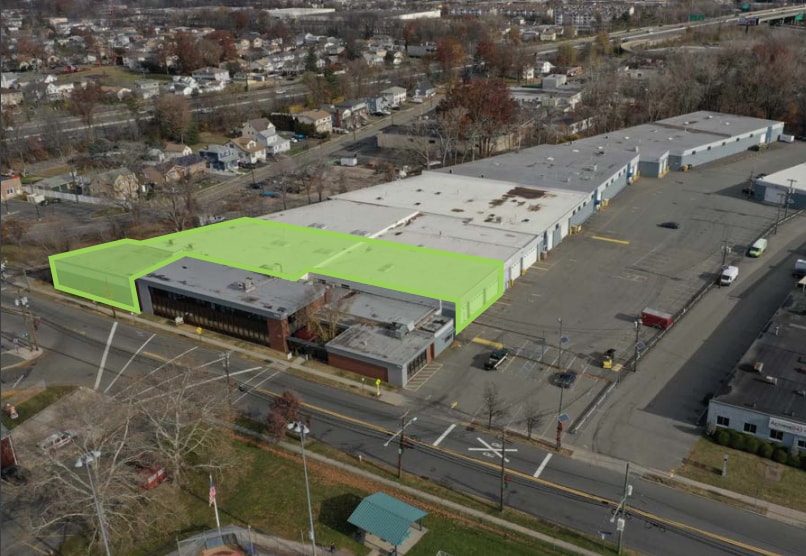 465 Mola Blvd, Elmwood Park, NJ for lease Building Photo- Image 1 of 9