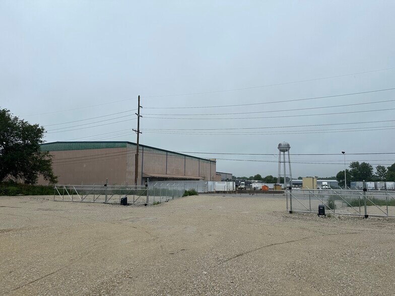 5810 N Ninth St, Delphi, IN à louer - Autre - Image 1 de 7