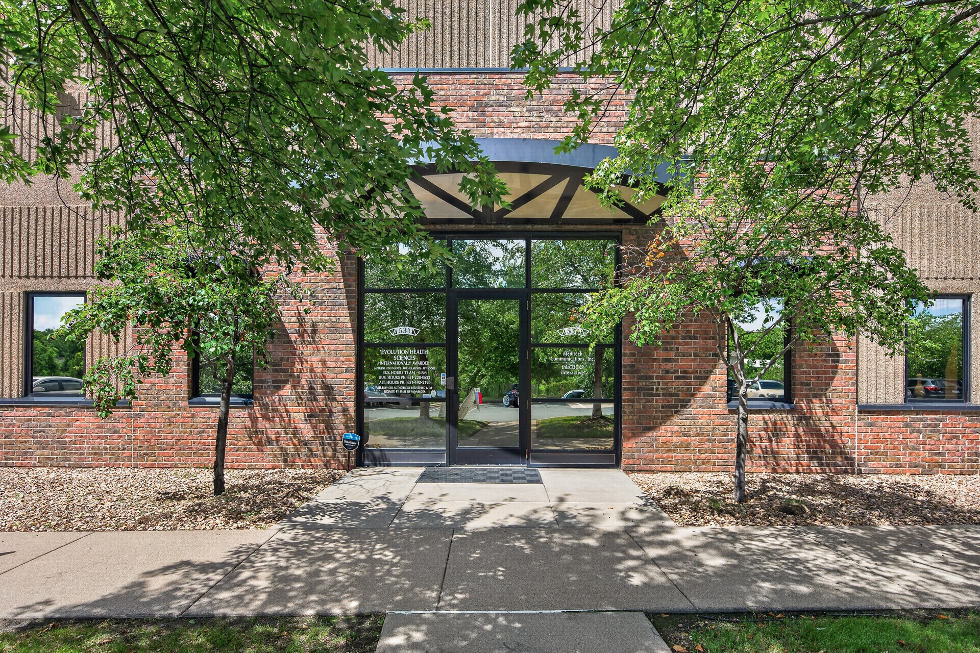 521-563 Phalen Blvd, Saint Paul, MN for lease Interior Photo- Image 1 of 34