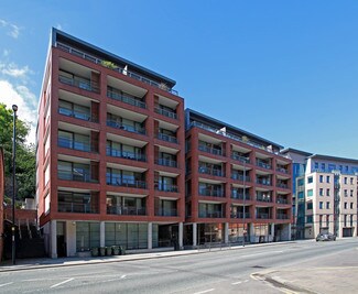 Plus de détails pour 58-62 Close, Newcastle Upon Tyne - Vente au détail à vendre