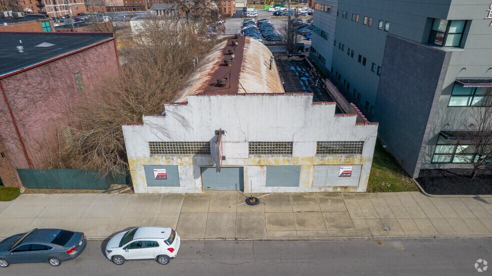 480 E Main St, Columbus, OH à vendre - Photo du bâtiment - Image 2 de 9