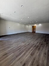 73890 El Paseo, Palm Desert, CA for lease Interior Photo- Image 2 of 6