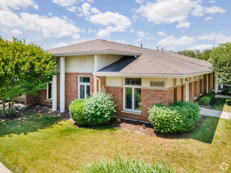 15010 Ravinia Ave, Orland Park, IL for lease - Building Photo - Image 2 of 4