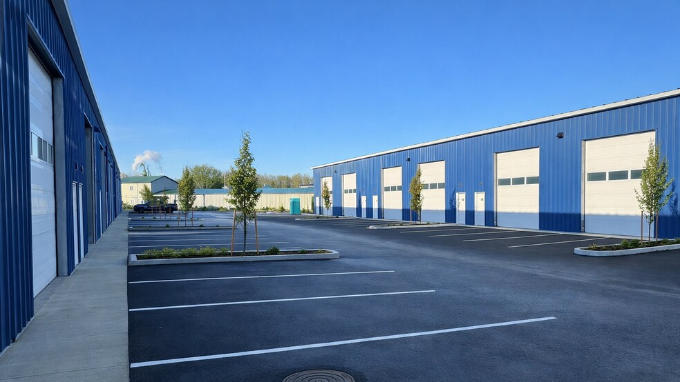 600 Mitchell Ave, Woodland, WA à louer - Photo du bâtiment - Image 3 de 10