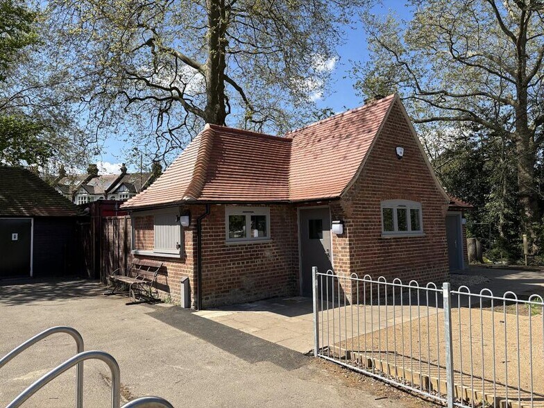 1 The Avenue, London for lease - Building Photo - Image 3 of 18