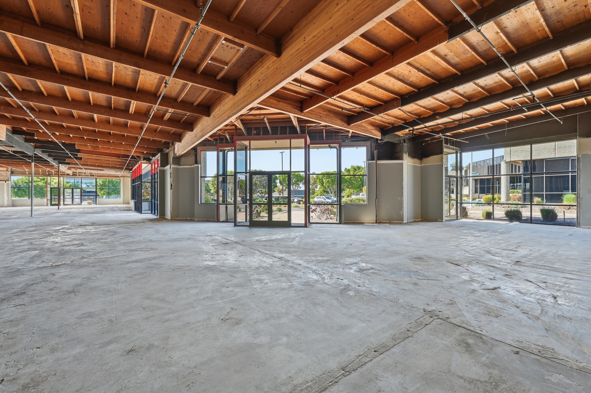 6815 Flanders Dr, San Diego, CA for lease Interior Photo- Image 1 of 5