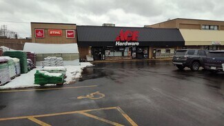 Plus de détails pour 441 Milwaukee Ave, Burlington, WI - Commerce de détail à vendre