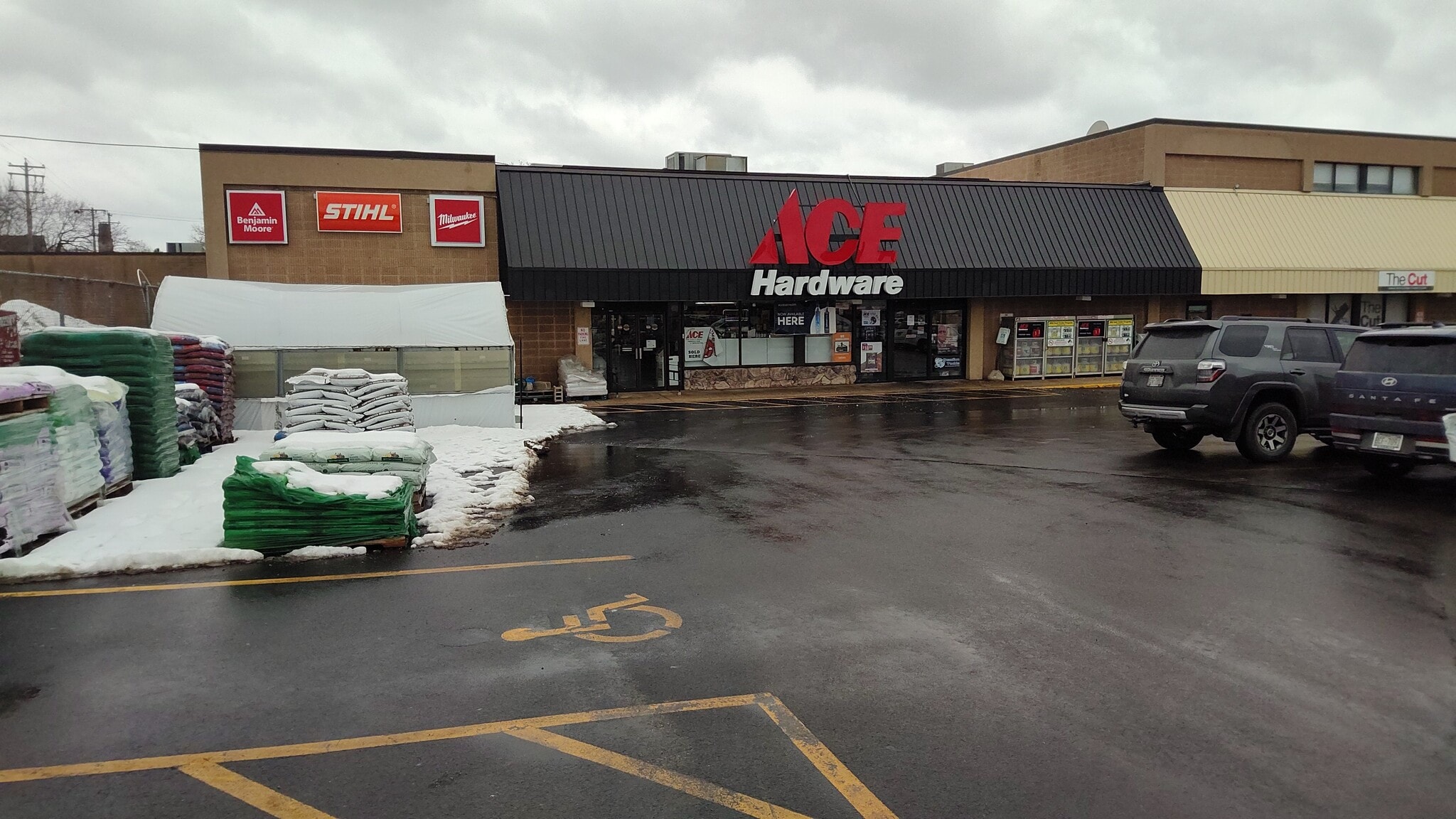 141-159 Chestnut St, Burlington, WI for sale Primary Photo- Image 1 of 6