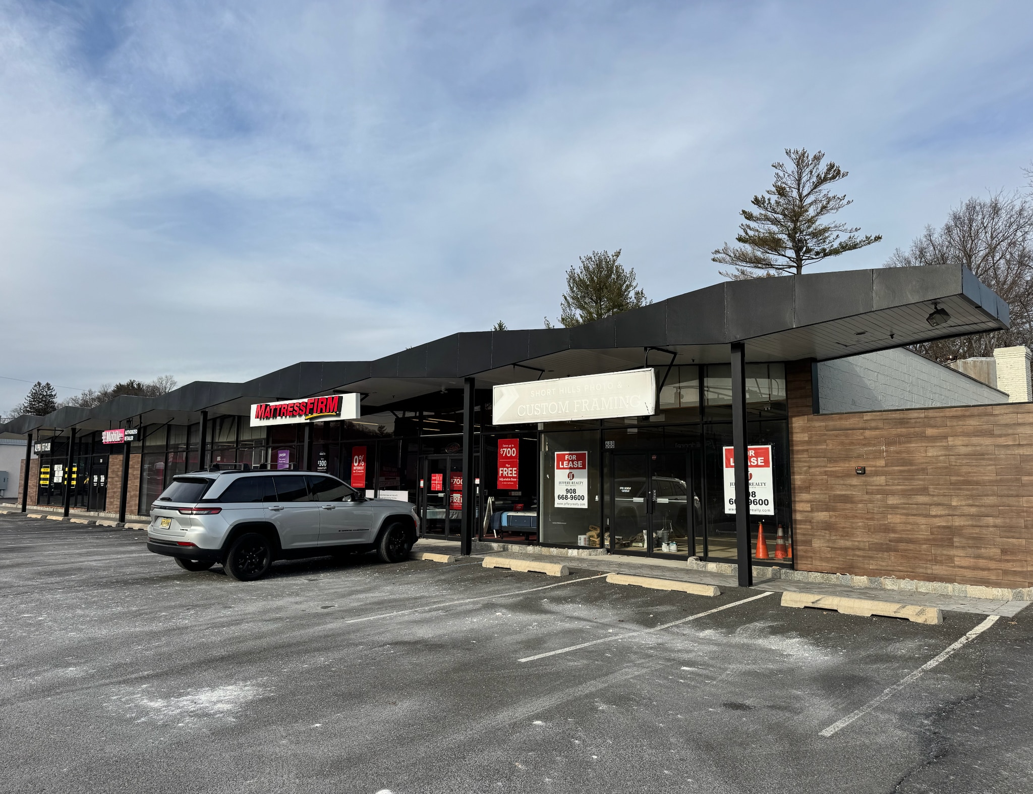 688-700 Morris Tpke, Short Hills, NJ for lease Primary Photo- Image 1 of 11
