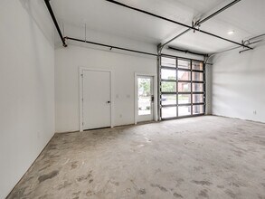 1216 N Blackwelder Ave, Oklahoma City, OK for lease Interior Photo- Image 2 of 7