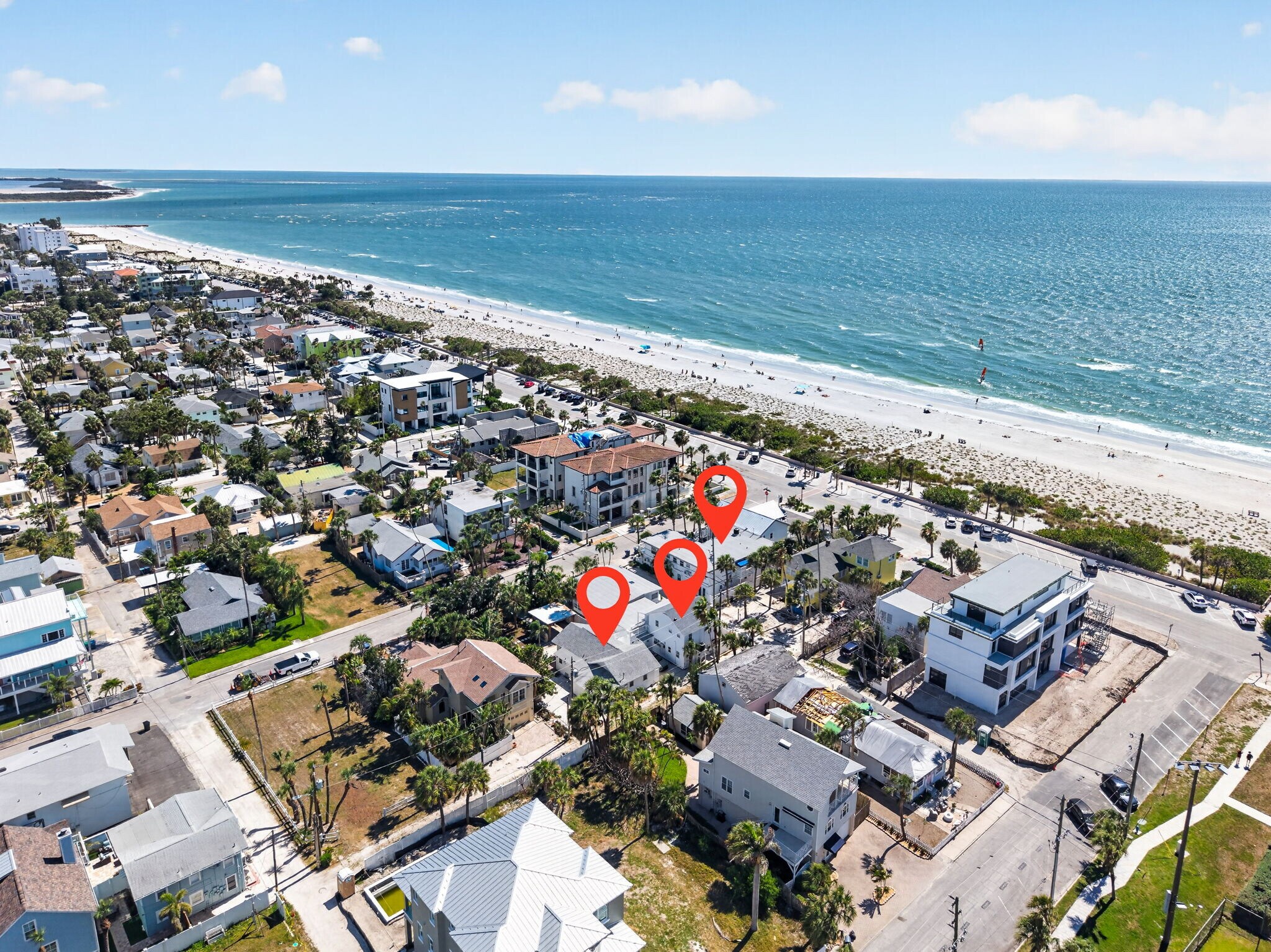 109 14th Ave, St Pete Beach, FL à vendre Photo du bâtiment- Image 1 de 38