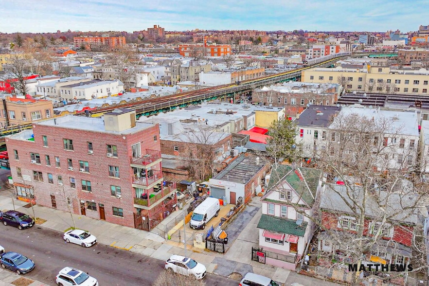 8711 123rd St, Richmond Hill, NY for sale - Building Photo - Image 2 of 3