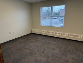 4511 Harlem Rd, Amherst, NY for lease Interior Photo- Image 2 of 6