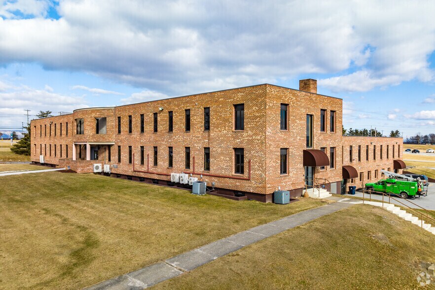 5000 Letterkenny Rd, Chambersburg, PA à vendre - Photo du bâtiment - Image 2 de 39