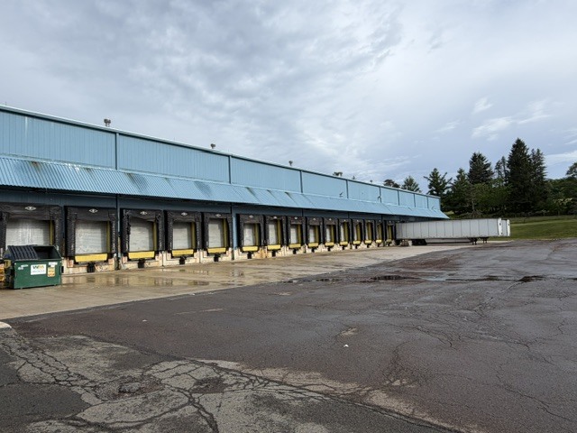 1220 Oak Hill Rd, Mountain Top, PA for lease Building Photo- Image 1 of 21