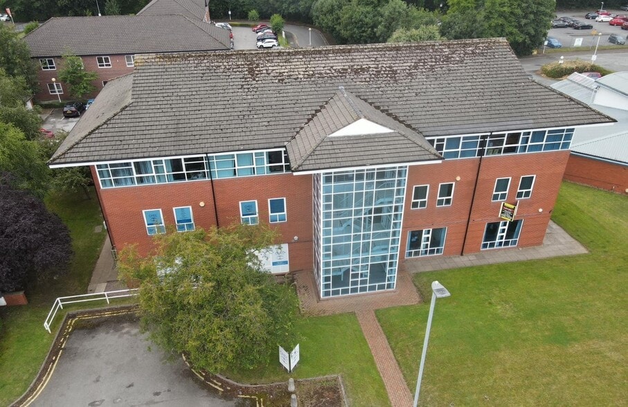 1 Lyme Drive, Newcastle Rd, Stoke On Trent for lease - Building Photo - Image 3 of 5