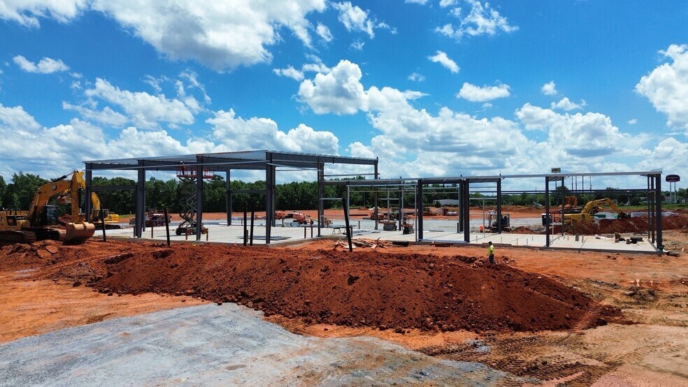 1095 Simuel Rd, Spartanburg, SC à louer - Photo du bâtiment - Image 2 de 8