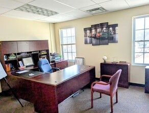 228 Meadow St, Waterbury, CT for lease Interior Photo- Image 1 of 4