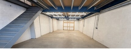 Bridge Rd, Littlehampton for lease Interior Photo- Image 1 of 2
