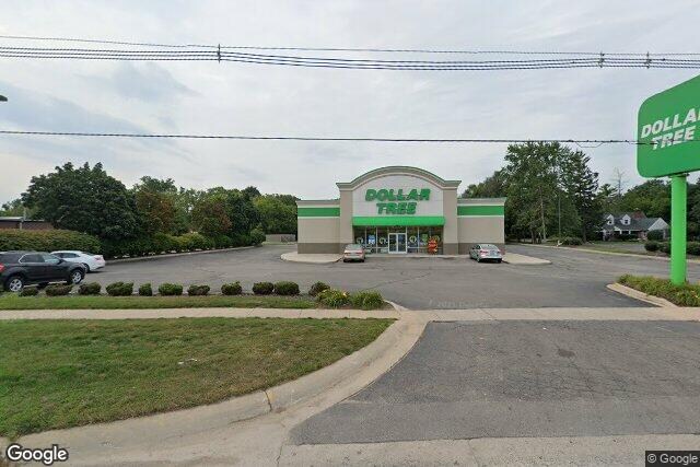 1120 W Main St, Lowell, MI à vendre - Photo du bâtiment - Image 2 de 8