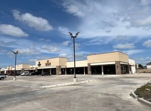 8421 FM 521 Rd, Rosharon, TX for lease Interior Photo- Image 1 of 1