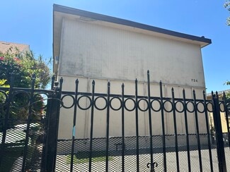 More details for 724 E 32nd St, Los Angeles, CA - Multifamily for Sale