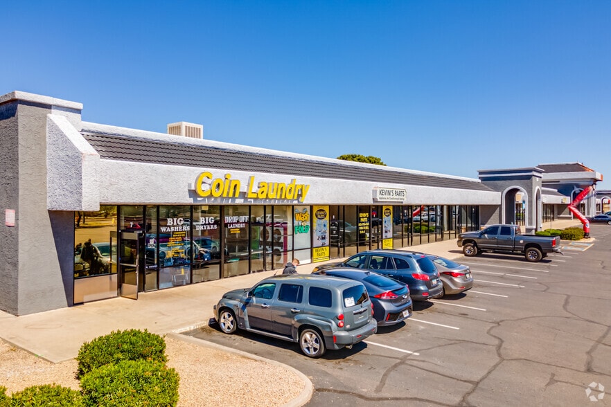 N 15th Ave, Phoenix, AZ for lease - Building Photo - Image 1 of 20