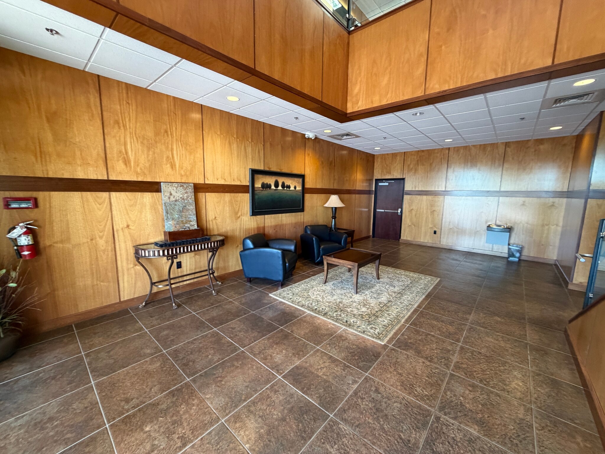 370-388 Q St, Springfield, OR for lease Interior Photo- Image 1 of 7