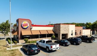 Plus de détails pour 1804 N Wayne St, Angola, IN - Commerce de détail à vendre