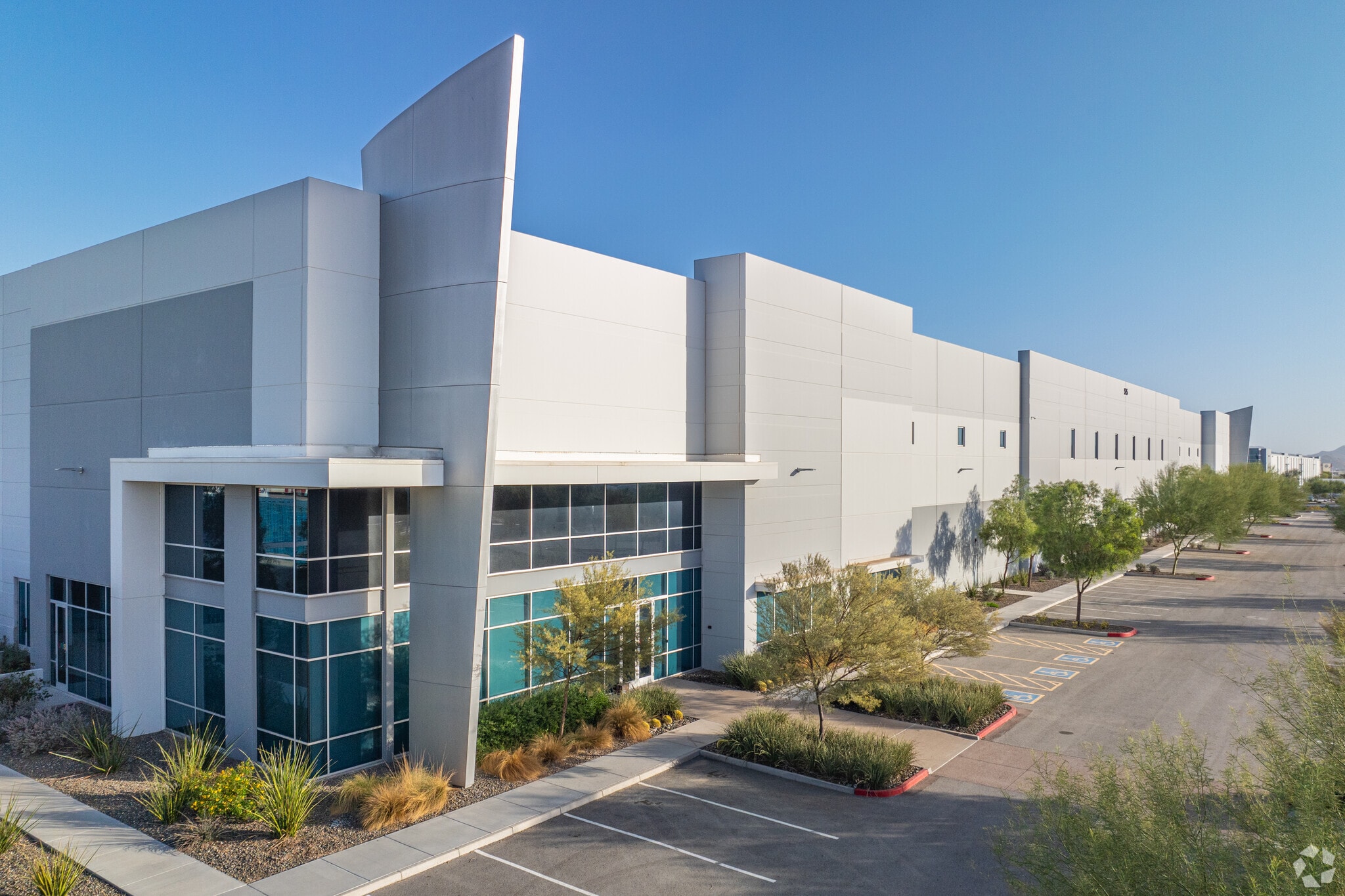 575 S 143rd Ave, Goodyear, AZ for lease Primary Photo- Image 1 of 10