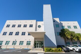 More details for 18300 NW 62nd Ave, Hialeah, FL - Office for Lease