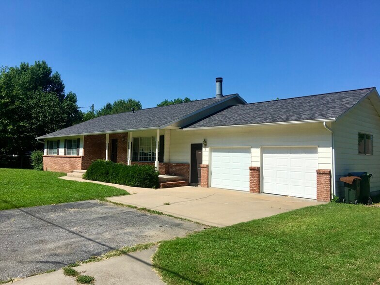 908 S 28th St, Rogers, AR à vendre - Photo du bâtiment - Image 2 de 3