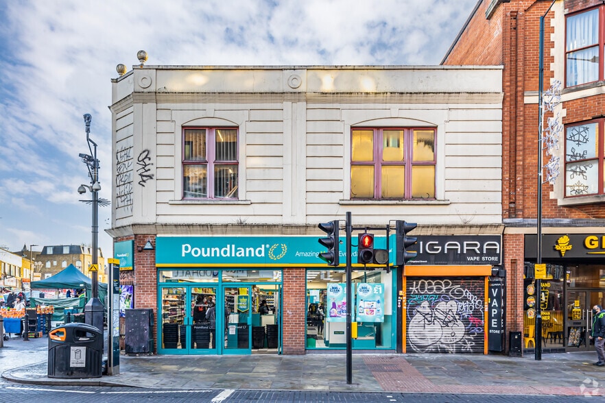 64-66 Kingsland High St, London for lease - Building Photo - Image 2 of 4
