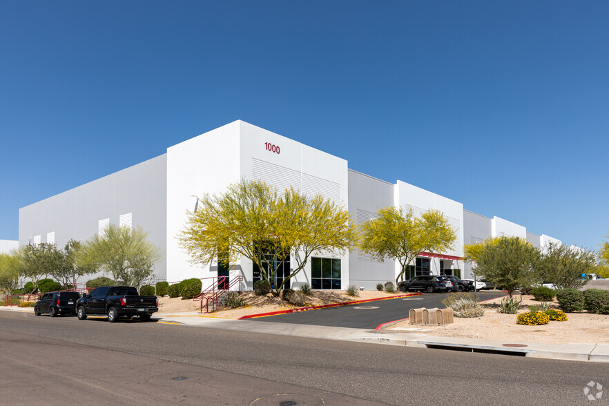 1000 W Vista Bonita Dr, Phoenix, AZ for lease - Building Photo - Image 1 of 8