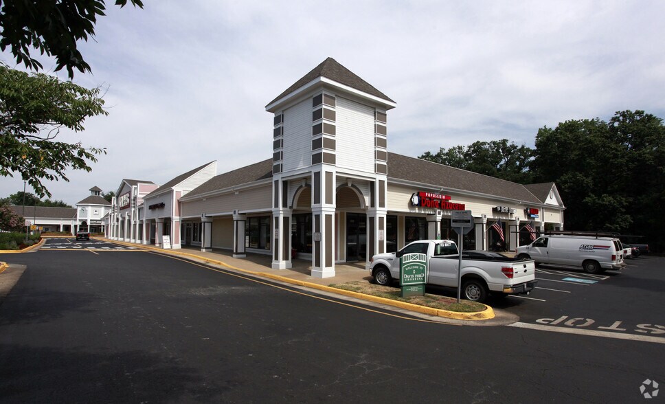9860-9972 Liberia Ave, Manassas, VA à louer - Photo du bâtiment - Image 2 de 7