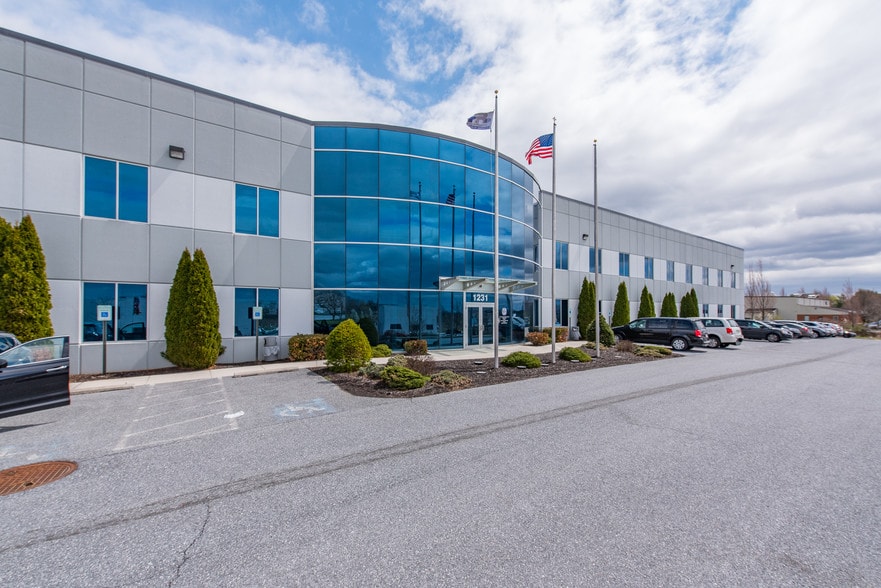 1231 Tech Ct, Westminster, MD for lease - Building Photo - Image 2 of 5