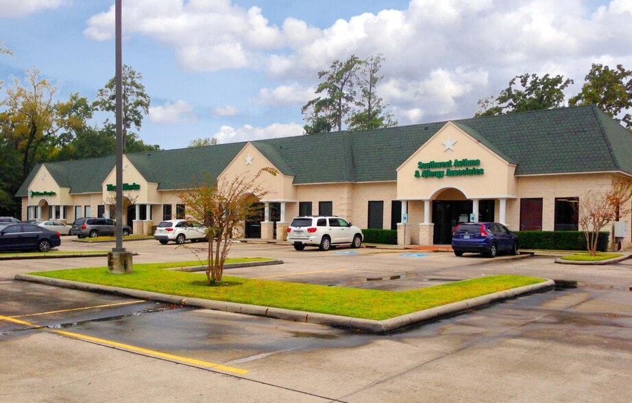 605-611 Rockmead Dr, Kingwood, TX for lease - Building Photo - Image 1 of 2