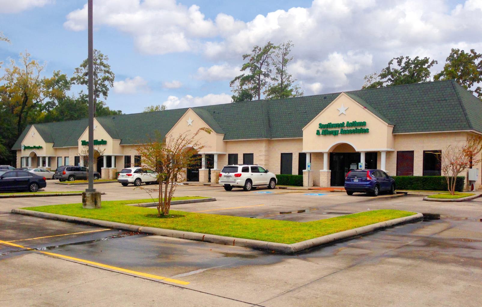 605-611 Rockmead Dr, Kingwood, TX for lease Primary Photo- Image 1 of 3