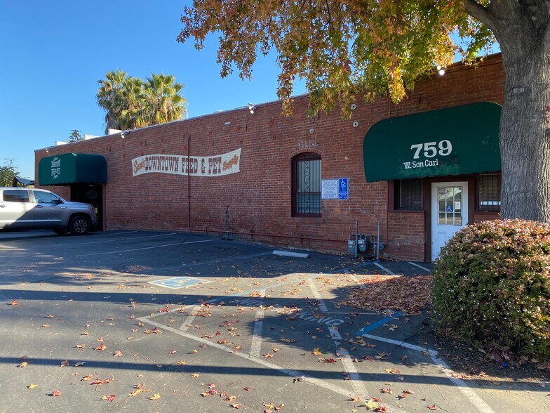 757 W San Carlos St, San Jose, CA à louer - Photo du bâtiment - Image 3 de 4