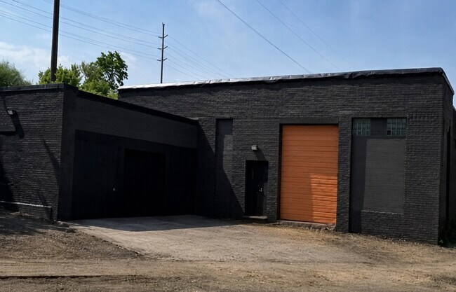 Plus de détails pour 1766 E 133rd St, East Cleveland, OH - Local d'activités, Industriel à louer