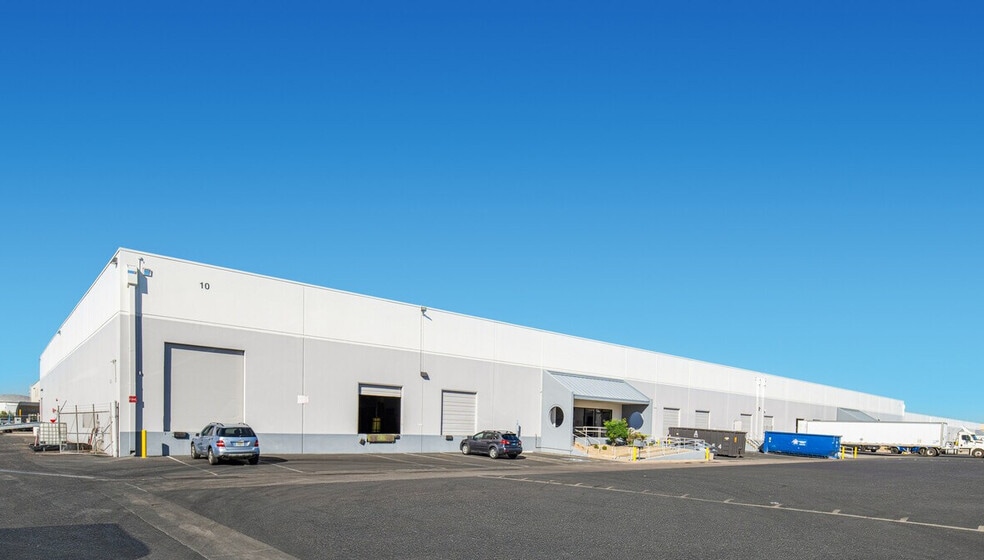 10 S 48th Ave, Phoenix, AZ for lease - Building Photo - Image 2 of 19