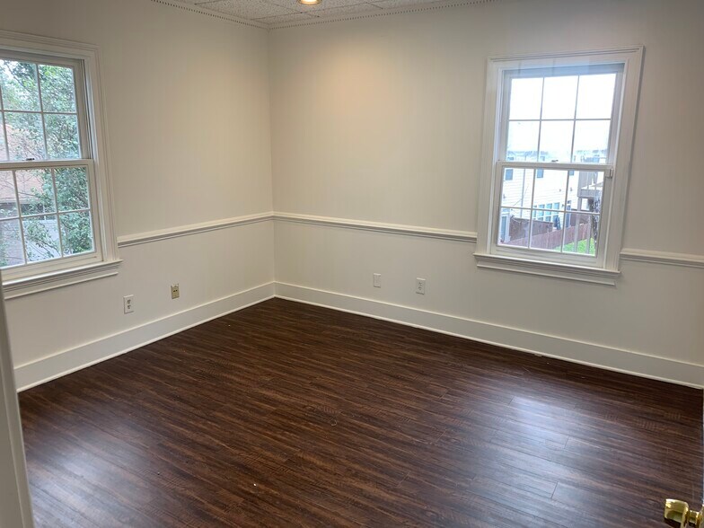 2800 N Druid Hills Rd NE, Atlanta, GA à louer - Photo du bâtiment - Image 2 de 17