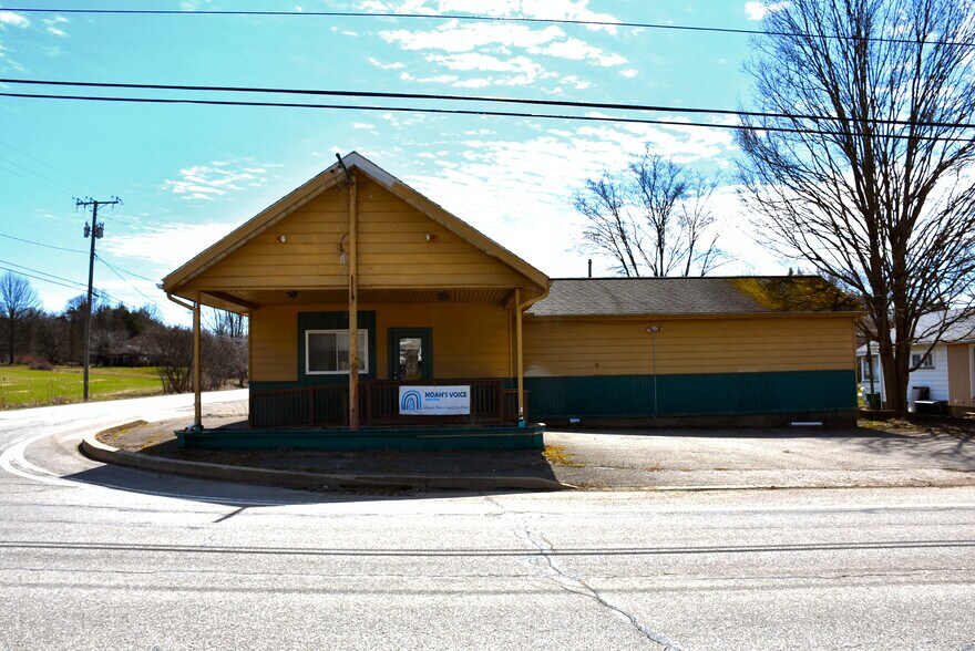 25141 State St, Meadville, PA for sale - Building Photo - Image 3 of 31