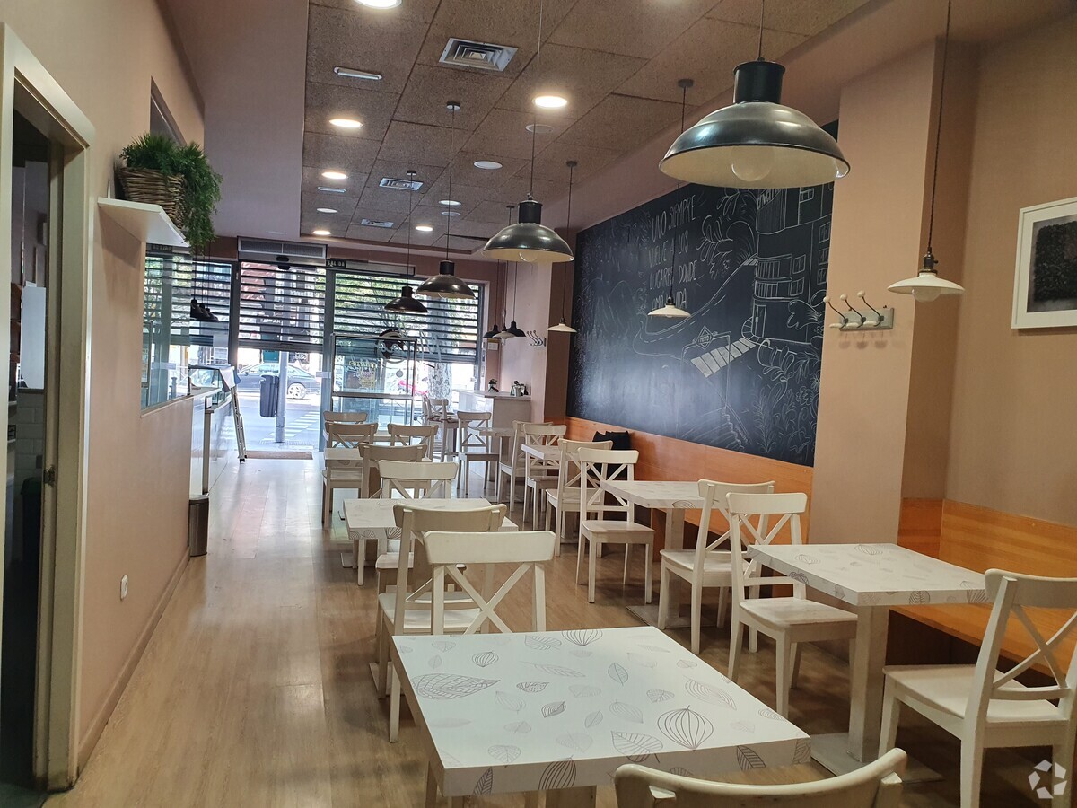 Avenida de la Ciudad de Barcelona, 110, Madrid, MAD 28007 - Unit Puerta 2B - - Interior Photo - Image 1 of 11