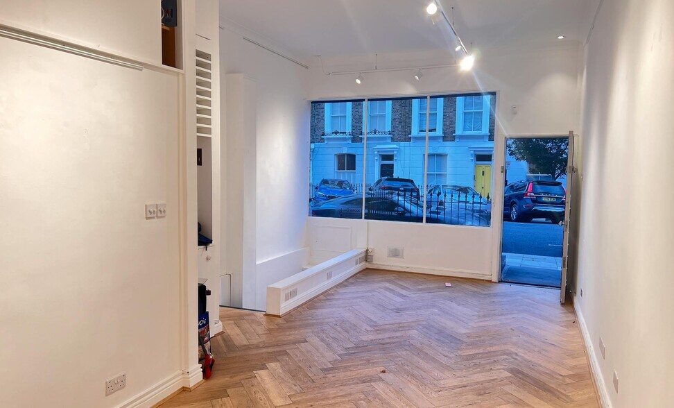 48 Chalcot Rd, Londres à louer - Photo intérieure - Image 3 de 4