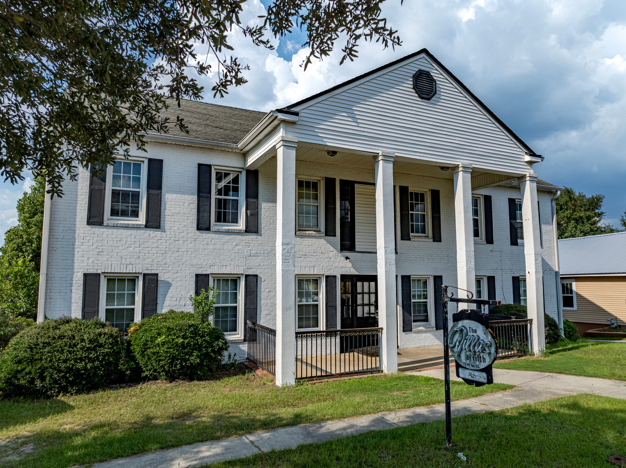 713 5th Ave SE, Moultrie, GA for sale Primary Photo- Image 1 of 14