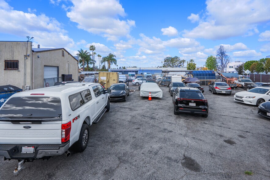 1501 Broadway, Anaheim, CA à vendre - Photo du bâtiment - Image 3 de 14