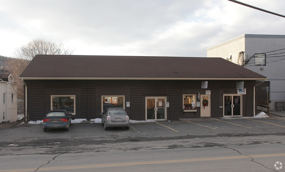 8 Anthony St, Hillsdale, NY for lease - Building Photo - Image 2 of 2