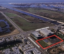 5533 Waters Edge Way, Playa Vista, CA - Aerial  map view - Image1